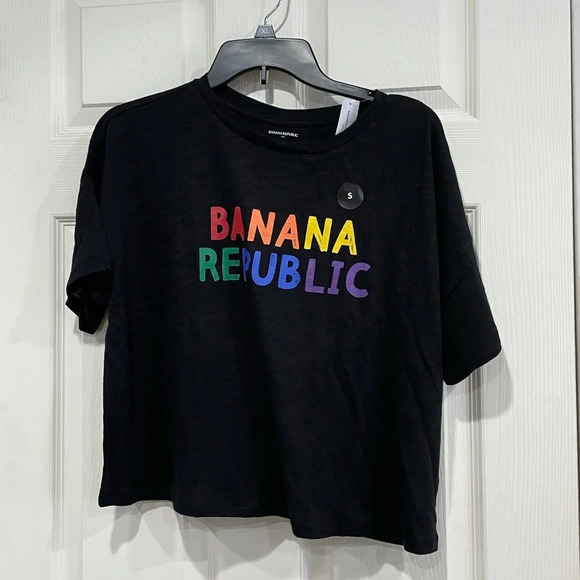 NWT Banana Republic Pride Rainbow T-Shirt Small - Picture 1 of 6